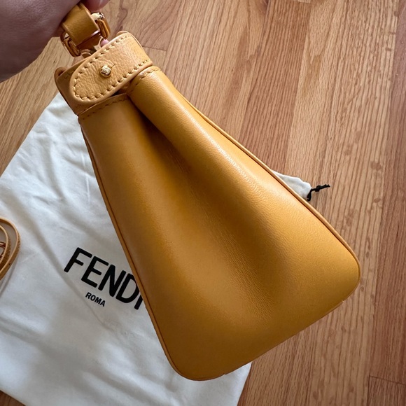 Mini peekaboo bag - Picture 15 of 15